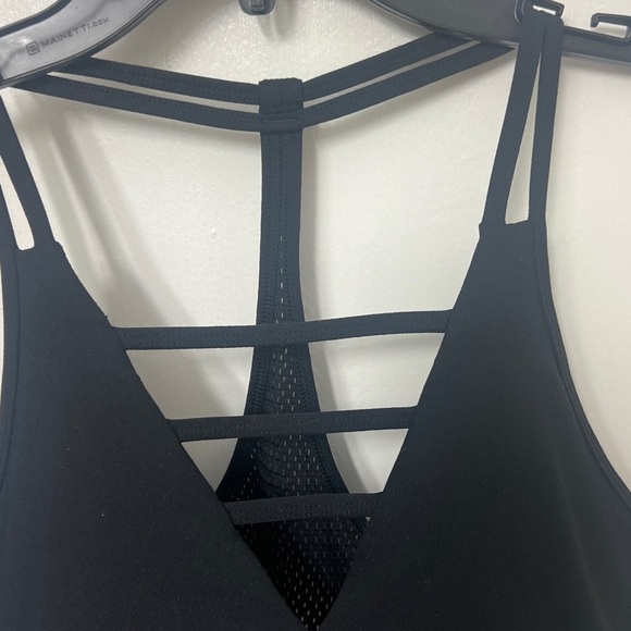 149. Zyia Grid Bra Strappy Vneck front, mesh racerback, Medium support, Black XL - Picture 7 of 10